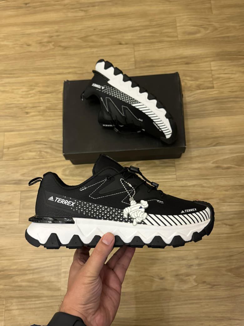 FIRST COPY Adidas Terrex skychanger