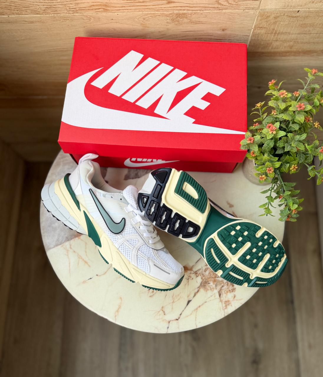 FIRST COPY NIKE V2K METALLIC WHITE - Image 2