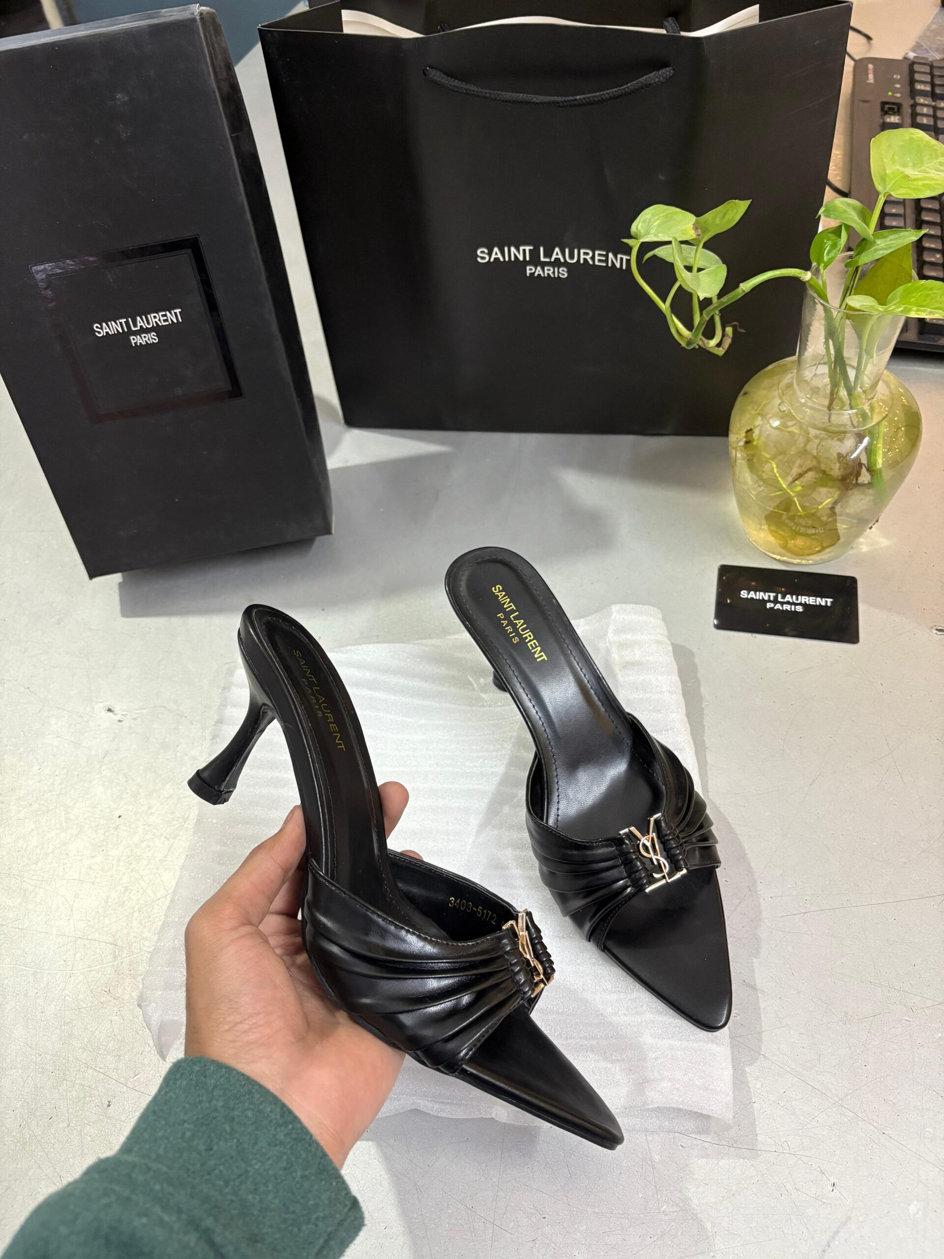 FIRST COPY YSL BABYLONE heels - Image 6