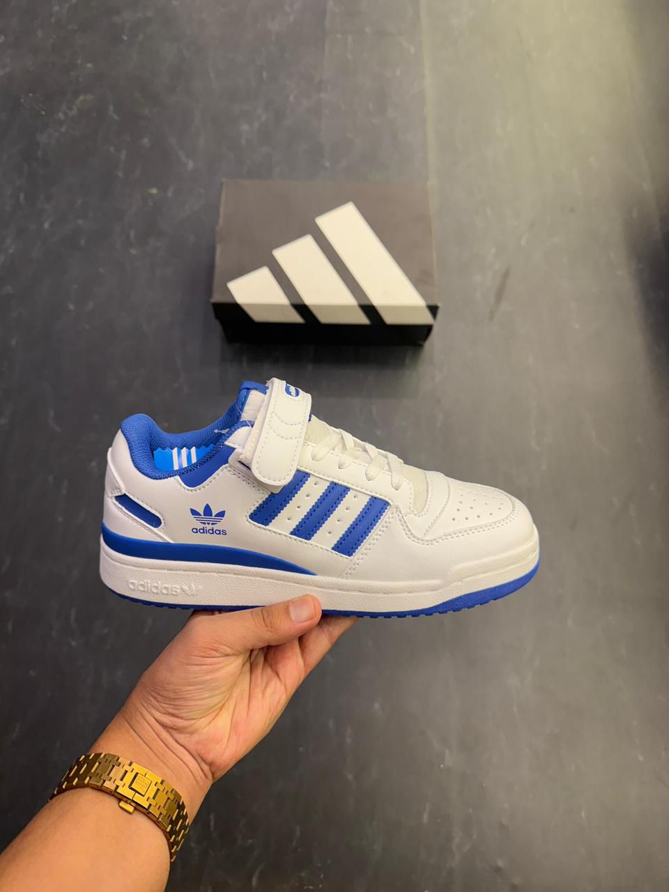FIRST COPY ADIDAS FORUM 84 WHITE BLUE