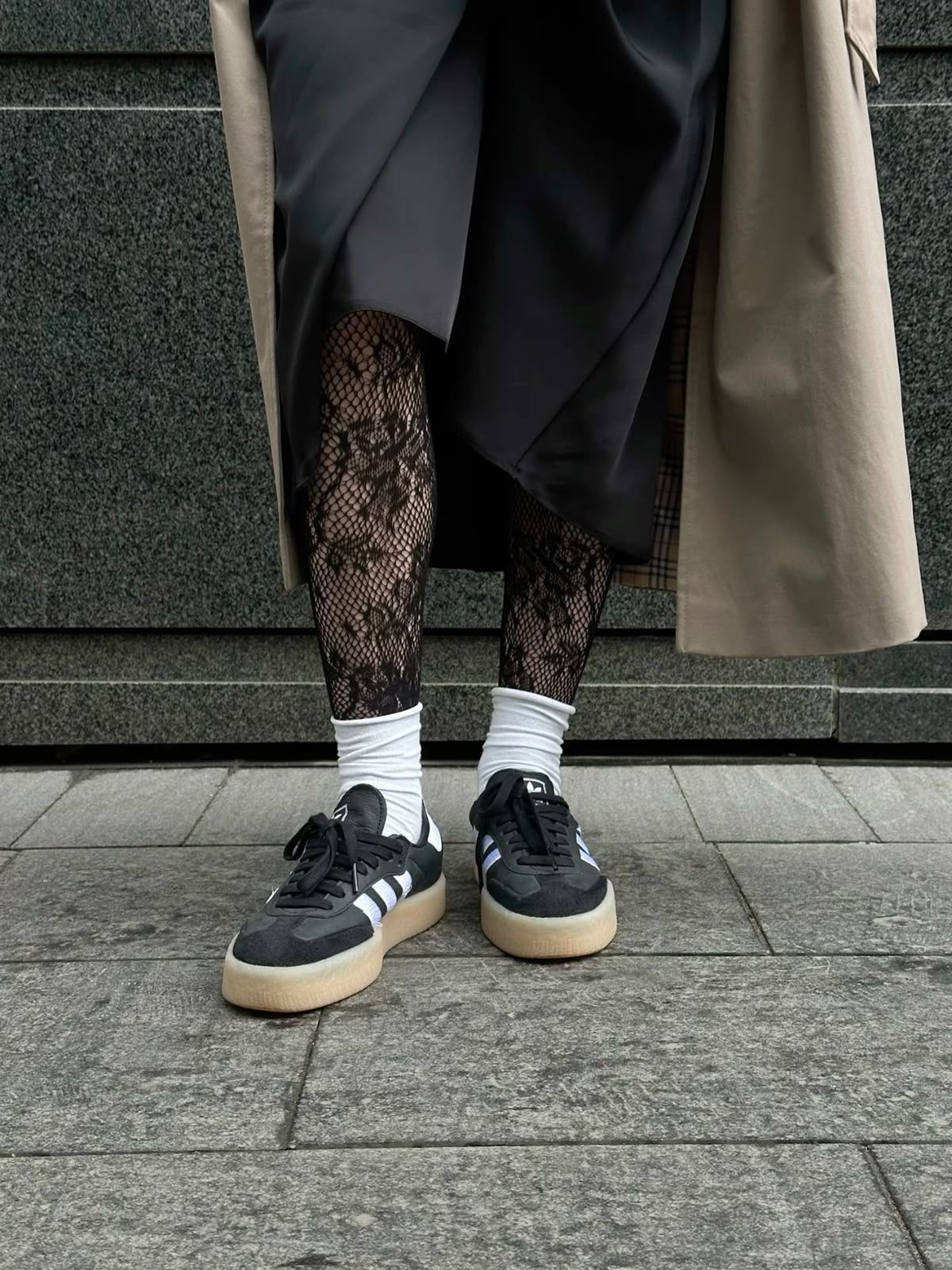 FIRST COPY ADIDAS SAMBA XLG GUM BLACK FOR GIRLS - Image 6