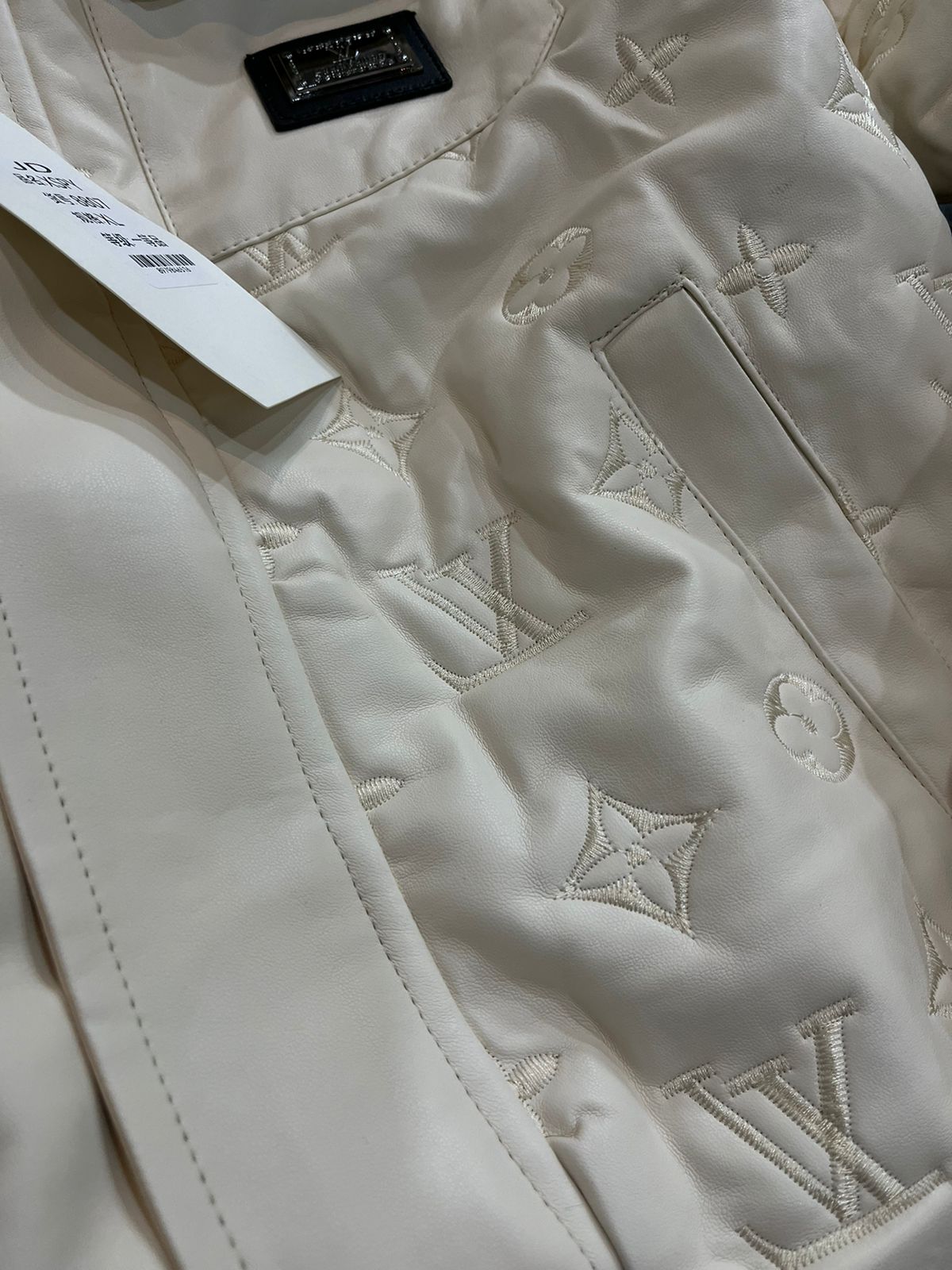 FIRST COPY Louis vuitton jacket - Image 4