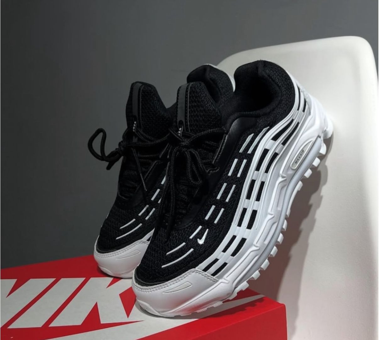 FIRTST COPY NIKE AIRMAX 2025 - Image 3