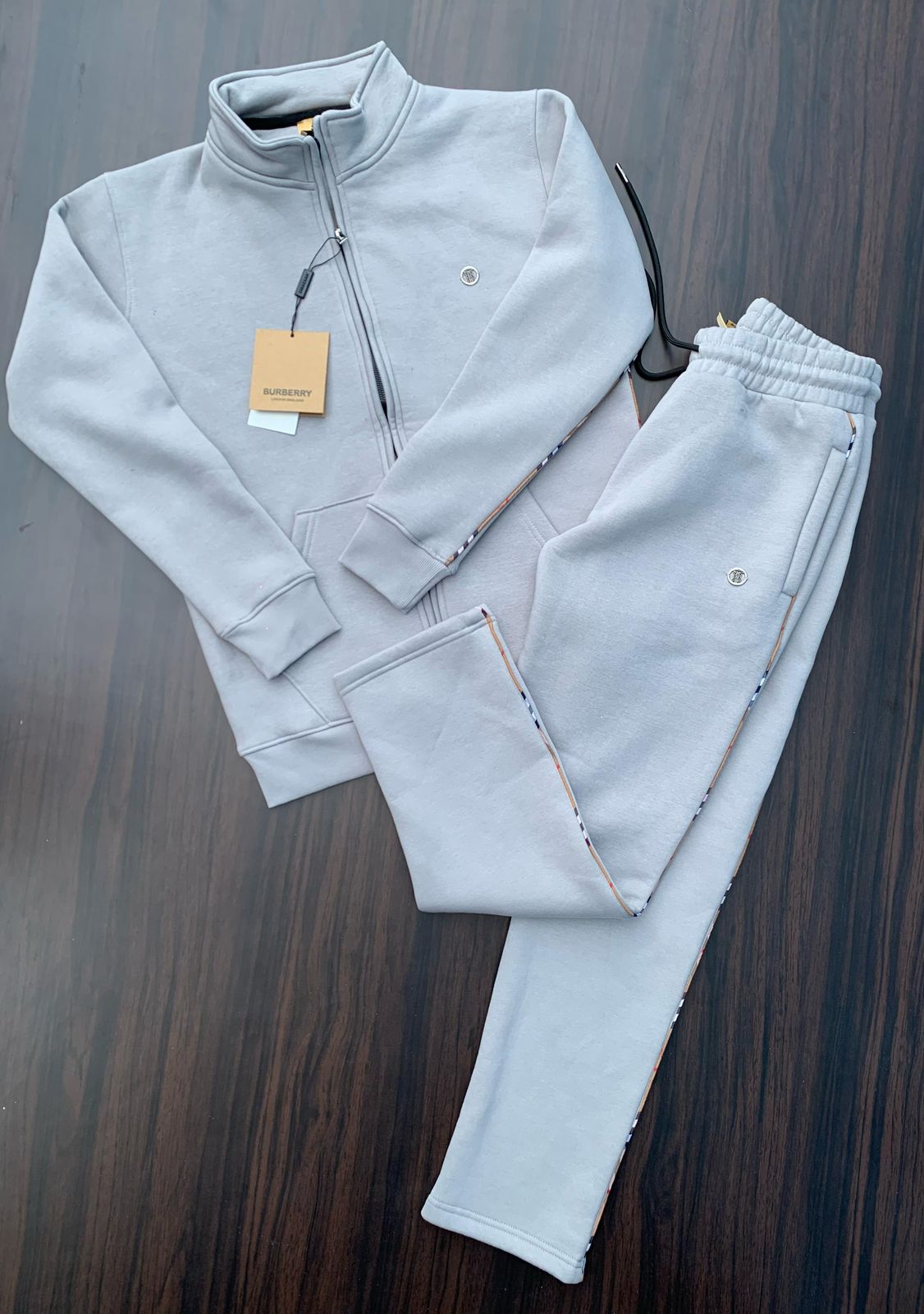 First Copy Burberry Zipper Tracksuit - Image 14