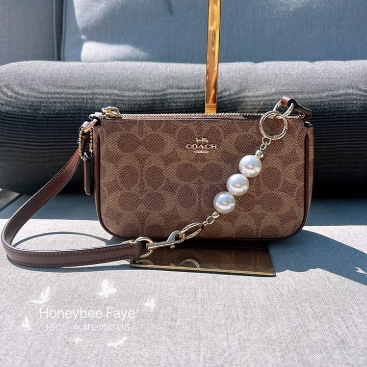 First Copy Coach Nolita 19 Bag - Image 3