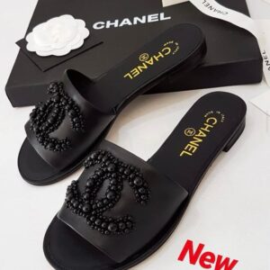 First Copy Pearl Chanel Slides
