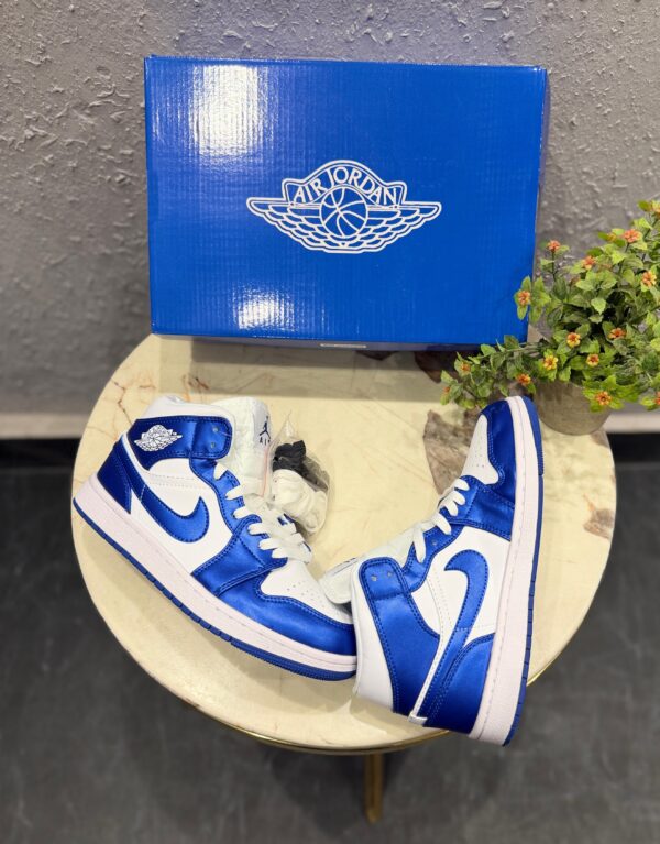 First-Copy-Air-Jordan-1-Mid-Royal-1-600x767 First Copy Air Jordan 1 Mid Royal - Image 3