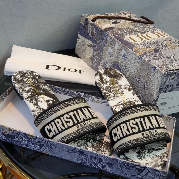 First Copy Christian Dior Dway Flats