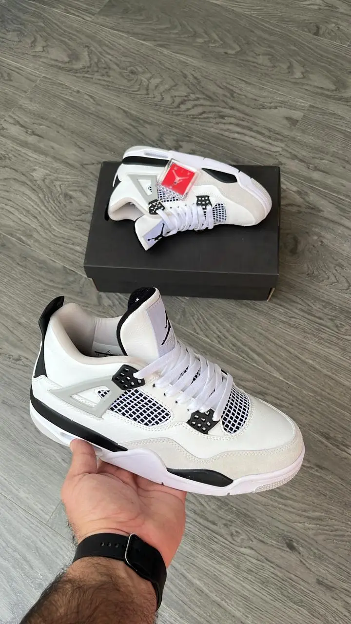 First Copy Jordan Retro 4 Sneakers - Image 2