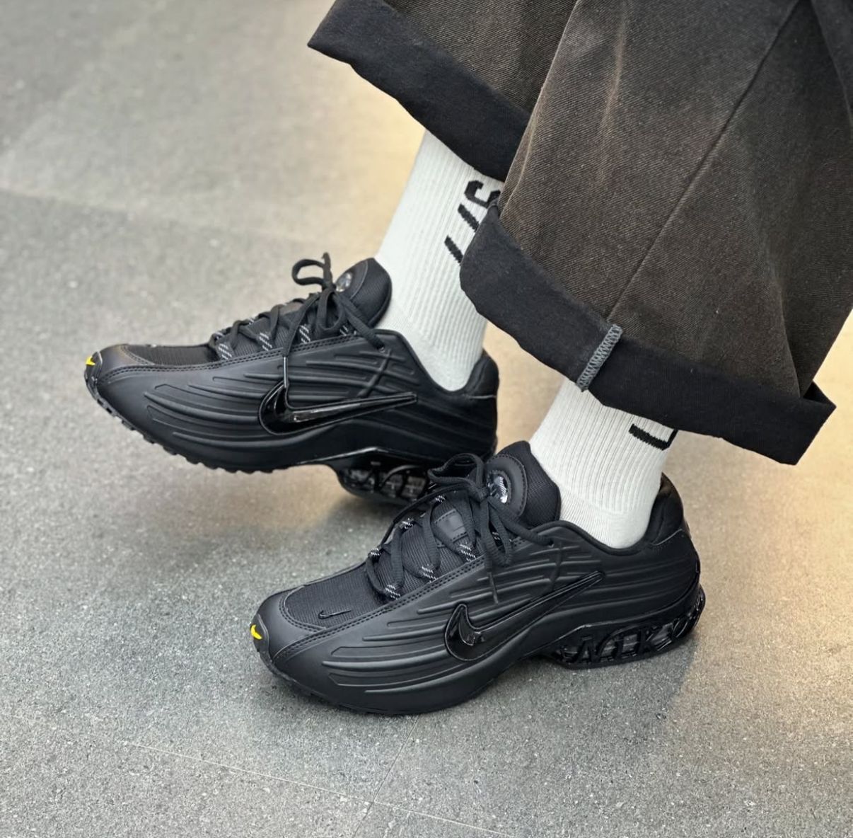 First Copy Nike Shox Black 2026 - Image 2