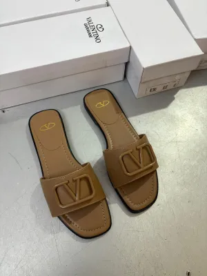 First Copy Valentino Flats for Women - Image 5